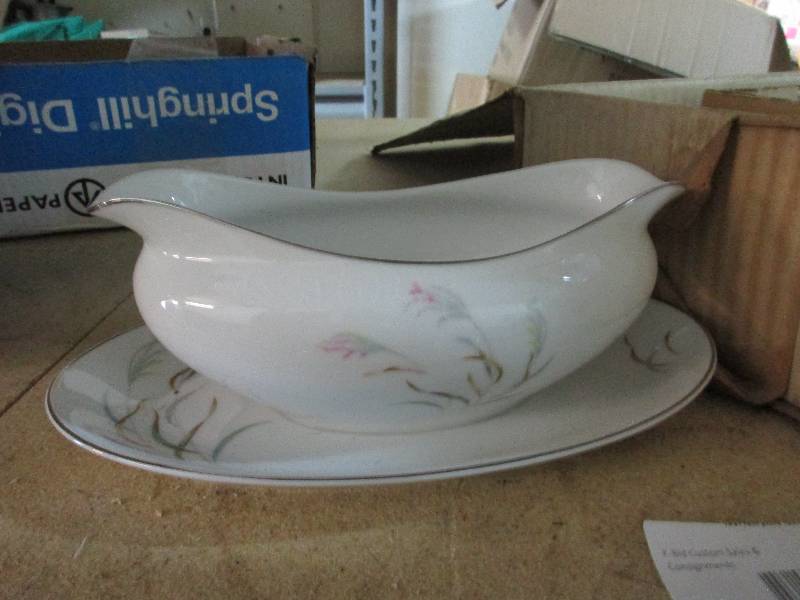 Norcrest Dishes
