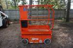 lot 7 image: Snorkel Model TM12 ElectricHydraulic Man Lift