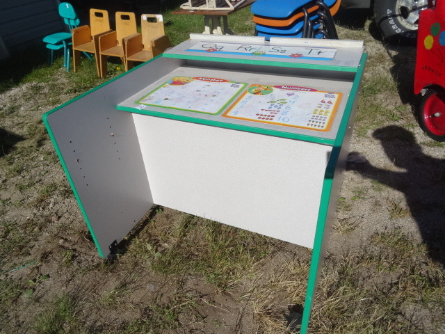Kids Work Station on Wheels