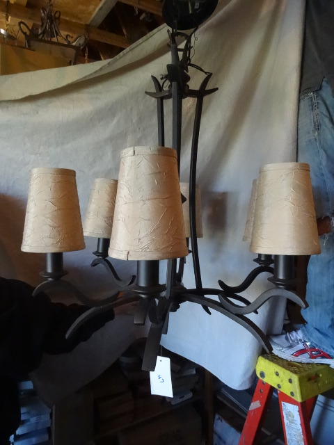 Mandalay Guiled Light