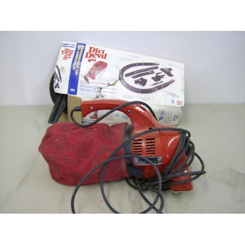 Hand vacuum