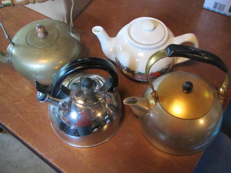 Tea pots