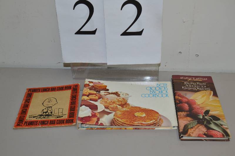 lot 22 image: Collectable Cookbooks