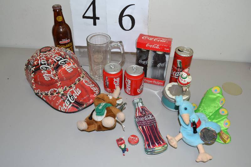 lot 46 image: Coke items