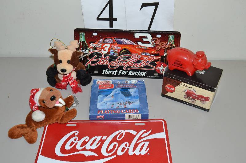 lot 47 image: Coke items