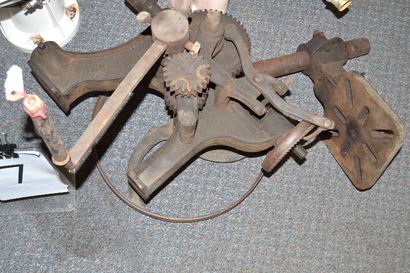 lot 67 image: Post Drill Press
