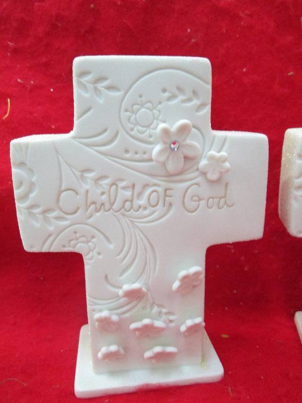 Qty 3 White crosses that says Child...