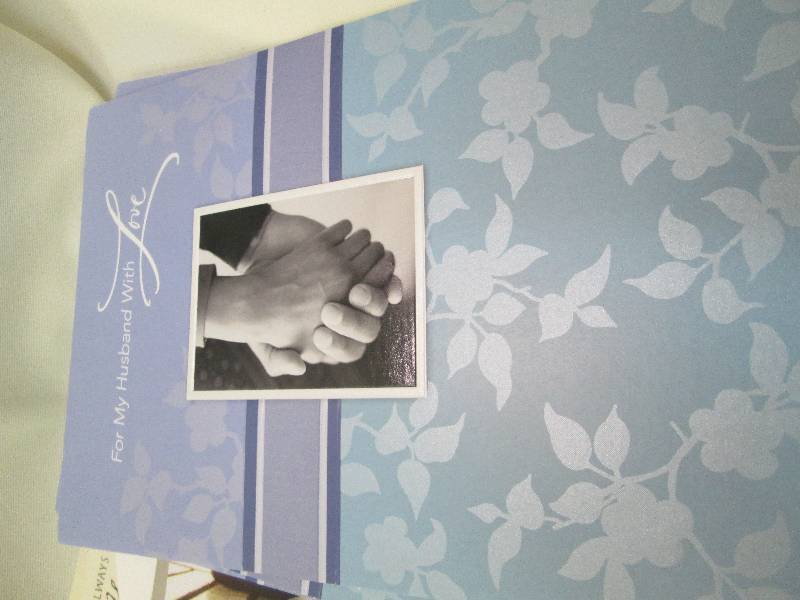 Assortment of Love cards...