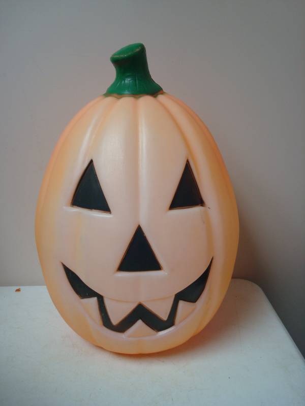 lot 17 image: Large Plastic Pumpkin Blowmold, No Light