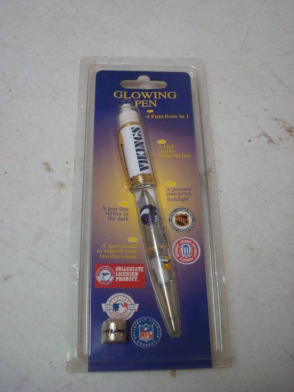 lot 62 image: New Vikings Pen