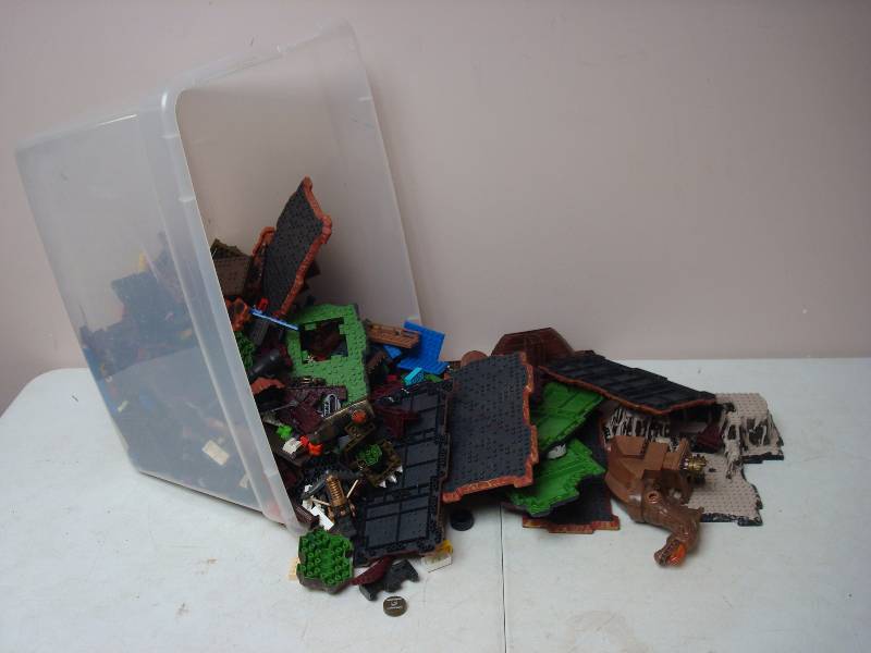 lot 68 image: Bin Filled With Mega Bloks, Sets Not Complete