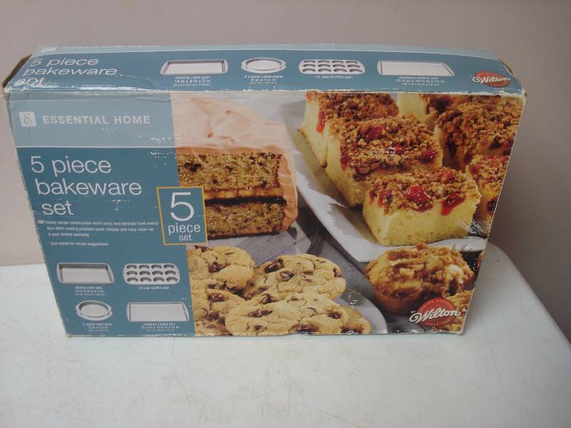 lot 87 image: 5 Piece Bakeware Set, Unused