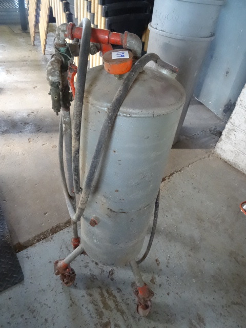 Sand Blasting Tank