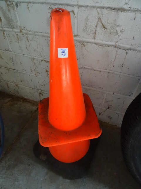 2 Safety Cones