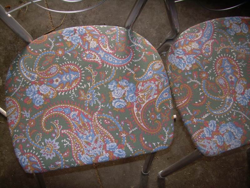 lot 12 image: vintage childs chairs