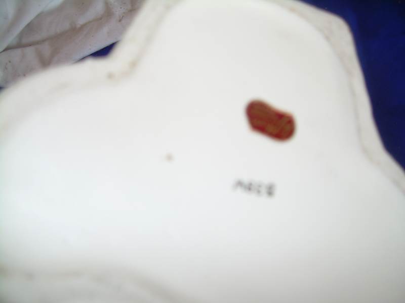 lot 72 image: vintage lefton mother mary planter