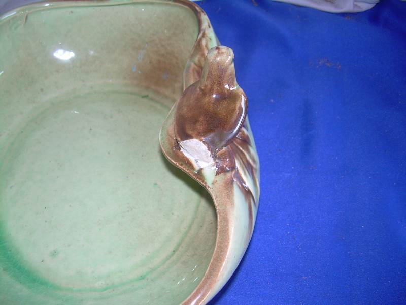 lot 101 image: vintage mc coy bowl