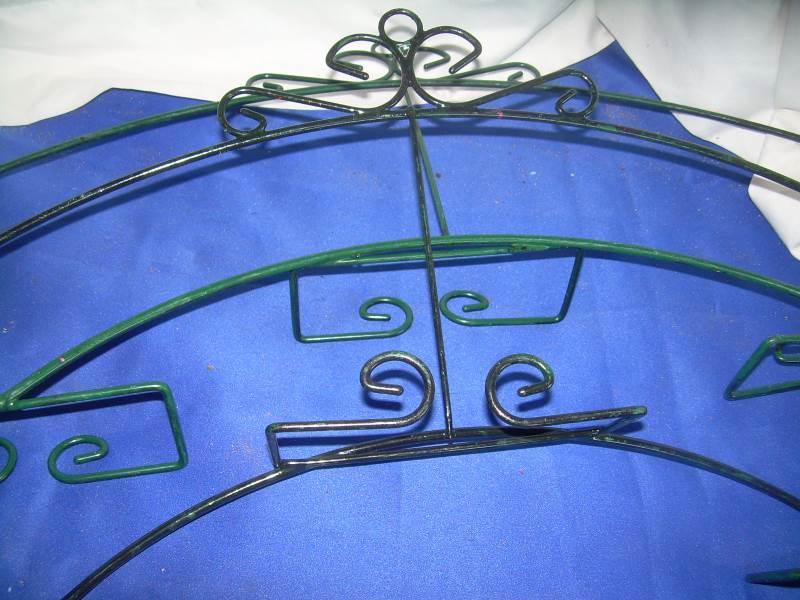 lot 119 image: 2 steel plate holders