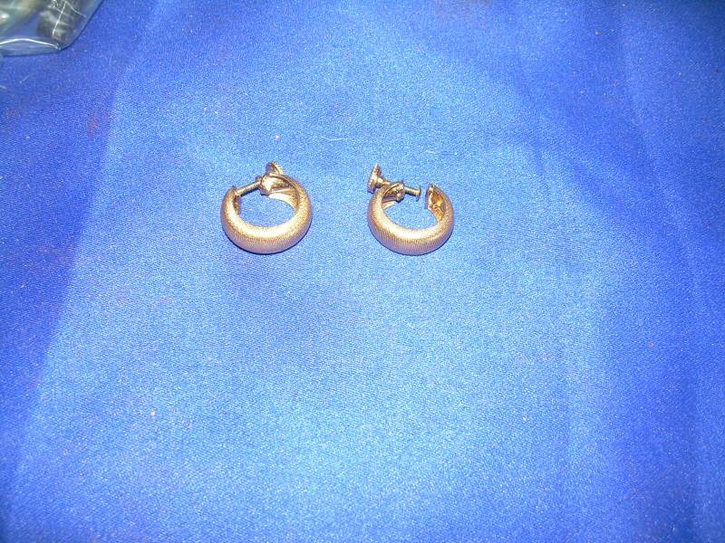 lot 135 image: pair of christian dior earings