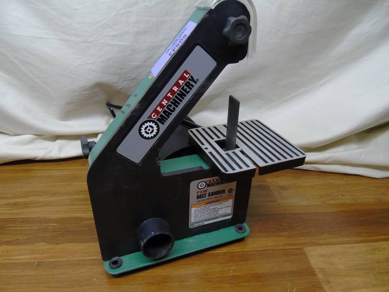 lot 4 image: 1 in. x 30 in. Belt Sander