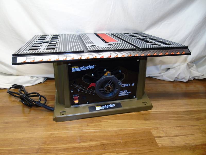 lot 35 image: Rockwell 10 Table Saw with Stand
