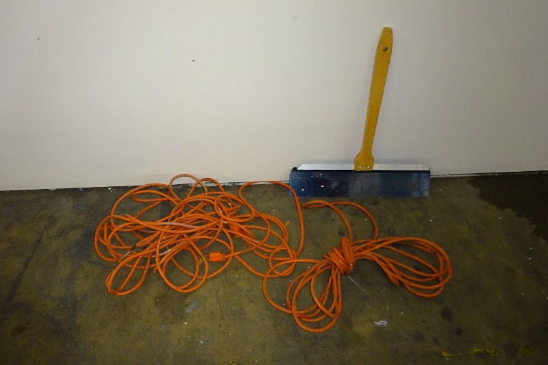 Mudding tool, 2 extension cords