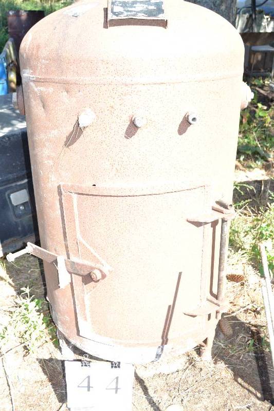 lot 44 image: Burner