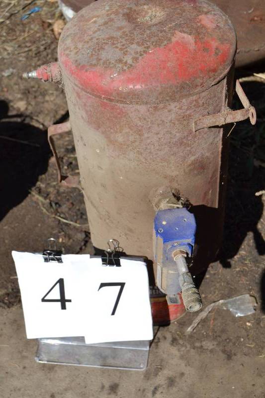 lot 47 image: air tank