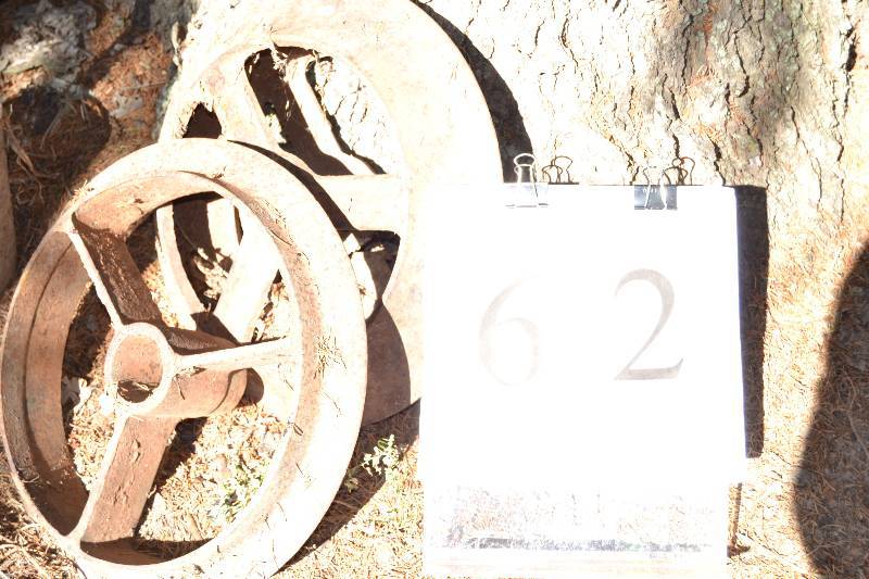 lot 62 image: Culitpacker wheels