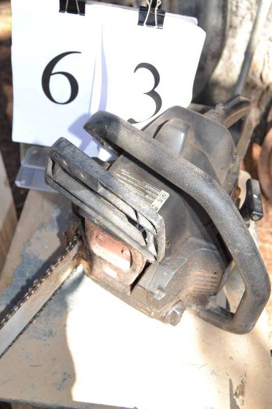 lot 63 image: Chainsaw
