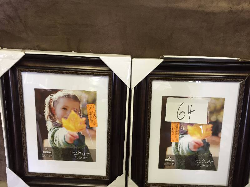 Lot of picture frames damaged on corners