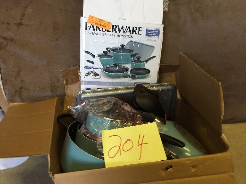 Farberware Cookware set