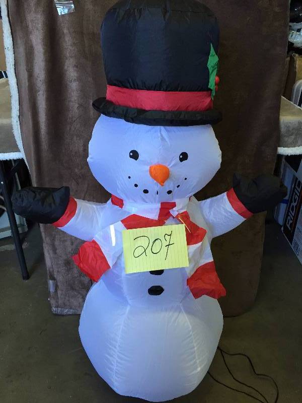 3 FT 6  lighted Snowman