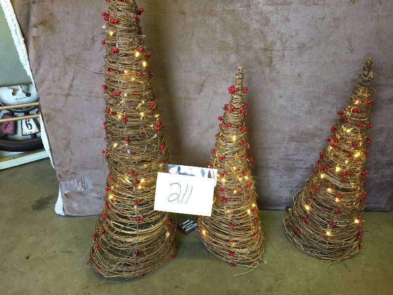 Lot of lighted threes