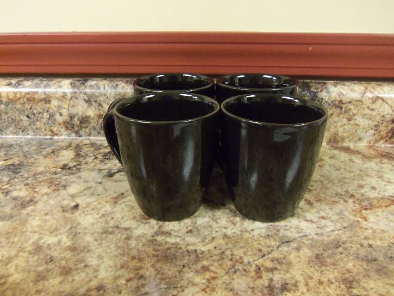 lot 51 image: Black Coffee Mugs