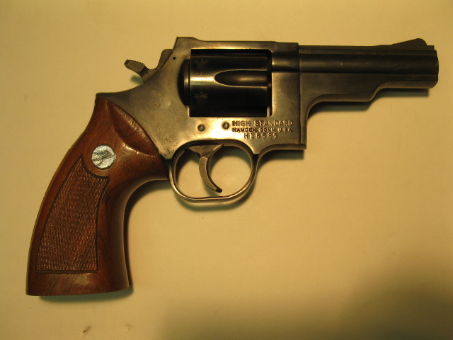 lot 9 image: High Standard Sentinel Mark II Revolver, .357 Mag