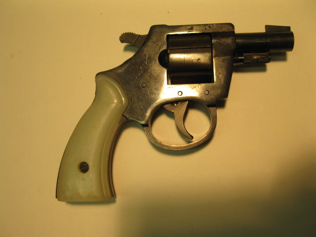 lot 14 image: Arms Co .22 LR Revolver