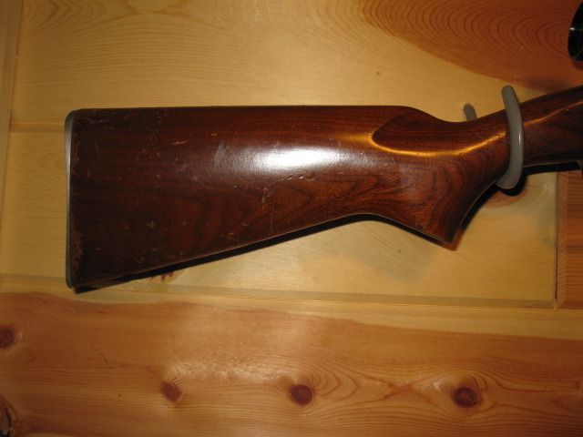 lot 17 image: Remington 740 Semi-auto .244 Rifle