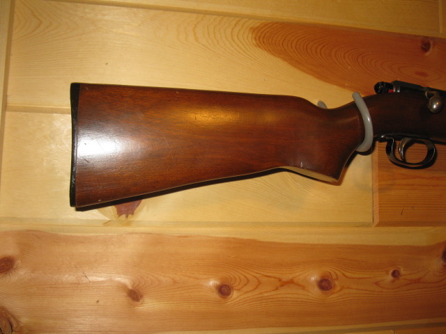 lot 26 image: Remington Model 514 .22 Bolt Action Rifle