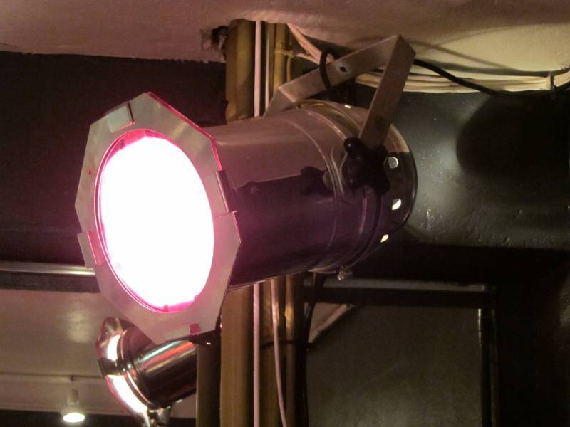 lot 29 image: Stage Light