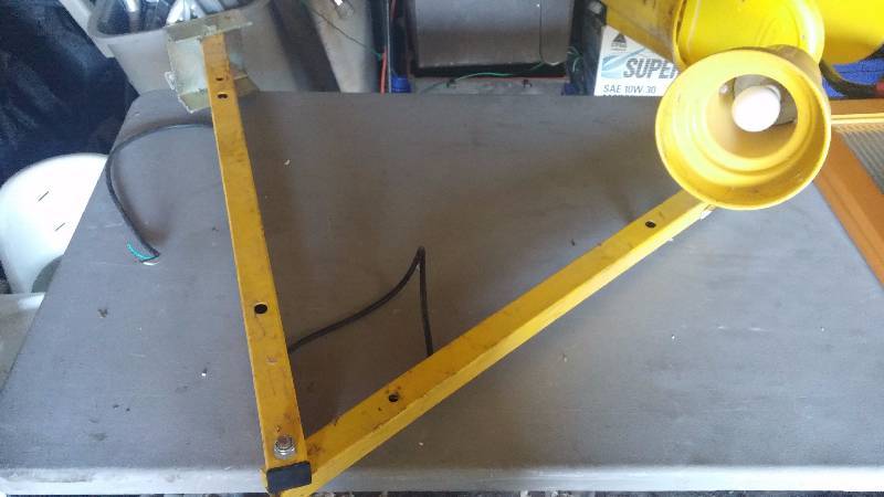 Fold out wall mount light