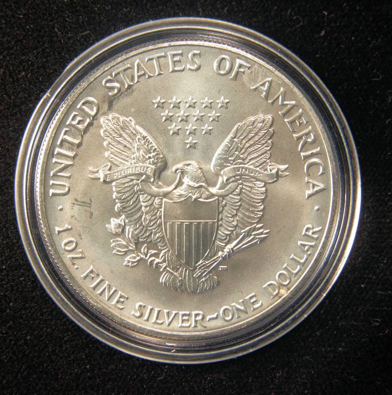 1991 AMERICAN SILVER EAGLE 1 TROY OZ. .999 FINE SILVER DOLLAR IN AIRTITE CAPSULE