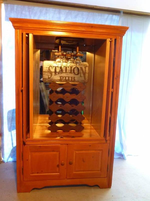 Wine Cabinet