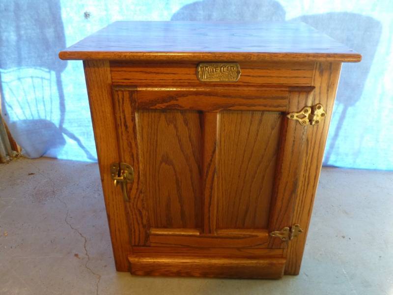 Oak End Table