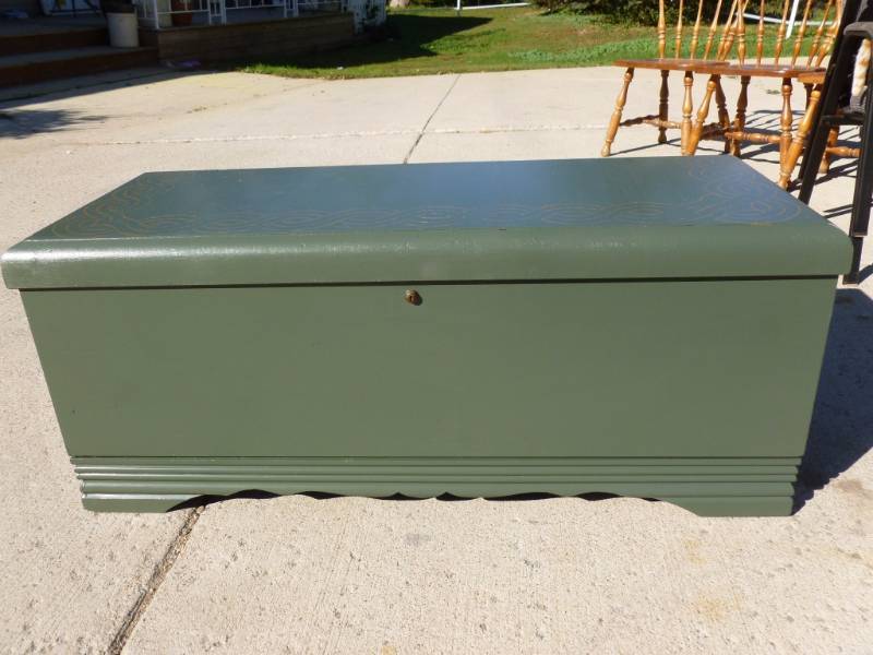 Lane Cedar Chest