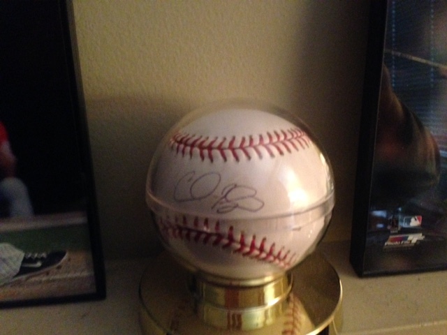 Cliff Floyd Autographed Baseball in case w COA