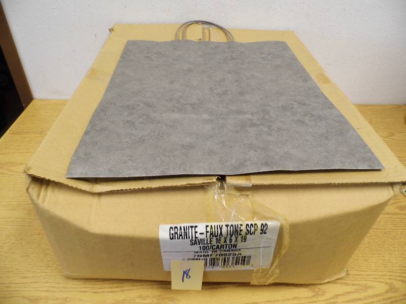 lot 18 image: Shopping Bags