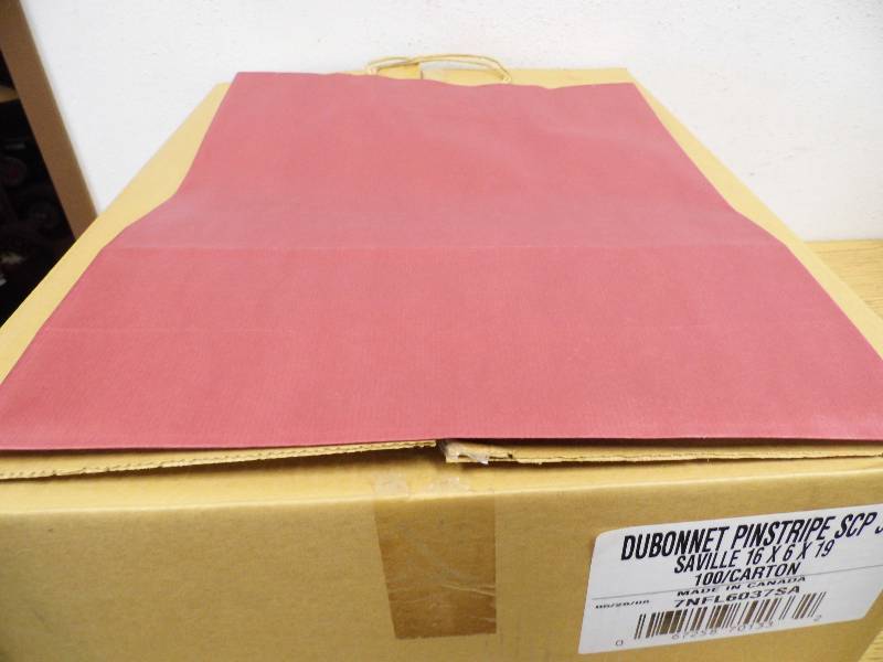 lot 16 image: Shopping Bags
