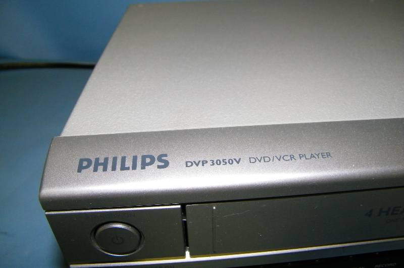 lot 61 image: Philips, DVD  VCR Player Combination with Remote Control