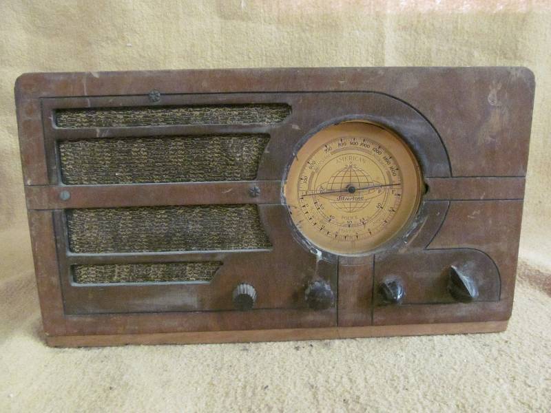 Silvertone Police Radio